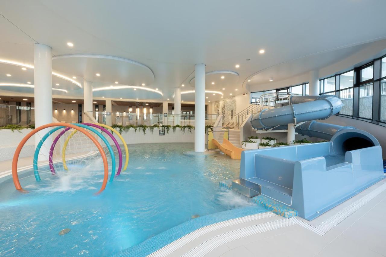 Polanki Aqua Apartment Spa & Basen By Noclegi Renters Kolobrzeg Bagian luar foto